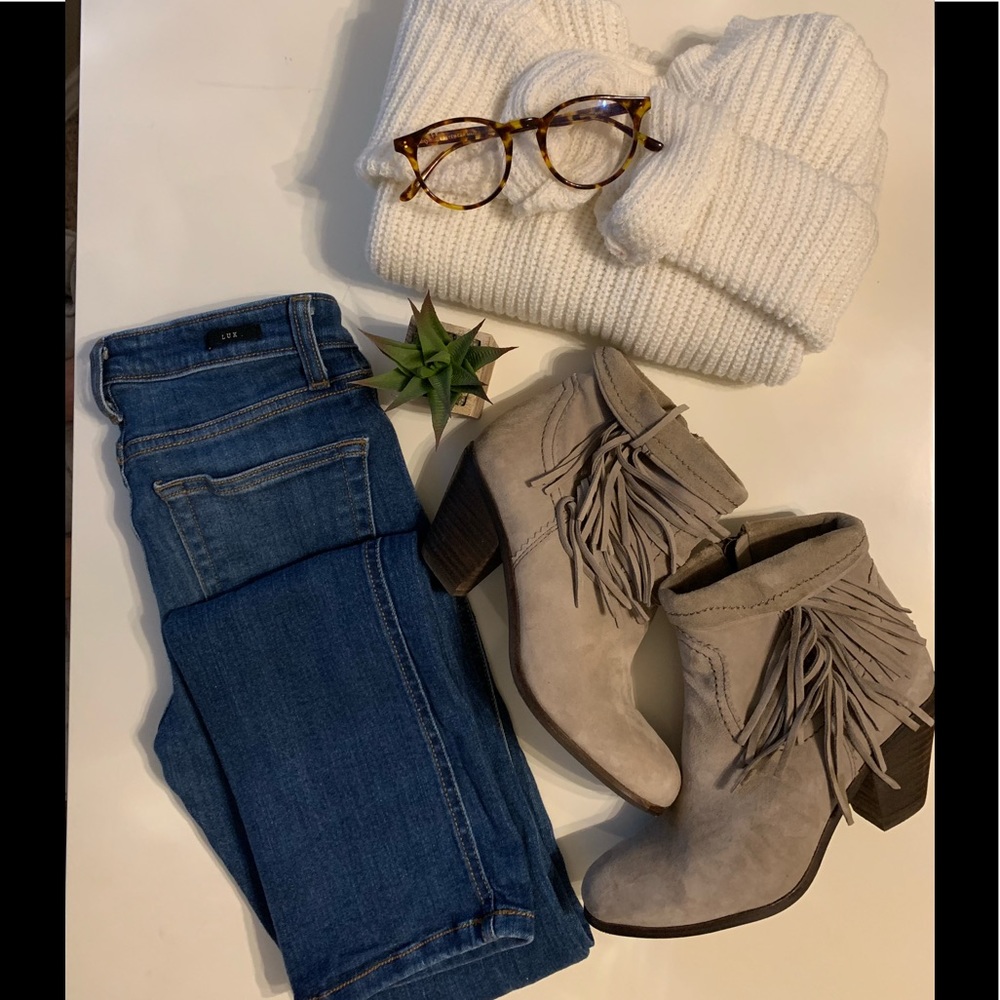 ONE DAY SALE! Urban Outfitters Lux Skinny Jeans